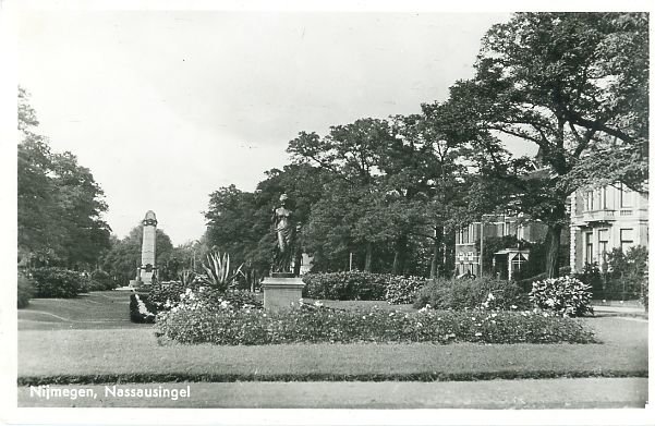 De Nassausingel omstreeks 1952