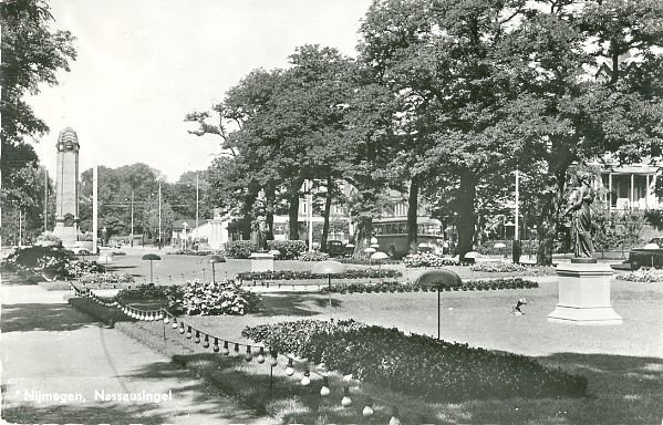 De Nassausingel omstreeks 1958