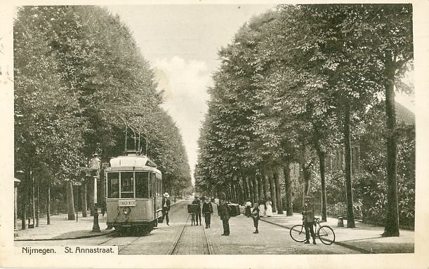 De St. Annastraat omstreeks 1929