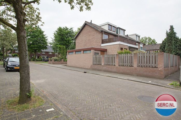 Nijmegen - Nieuwe Mollenhutseweg