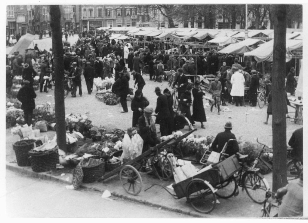 Nijmegen - De markt op het Kelfkensbos in 1935