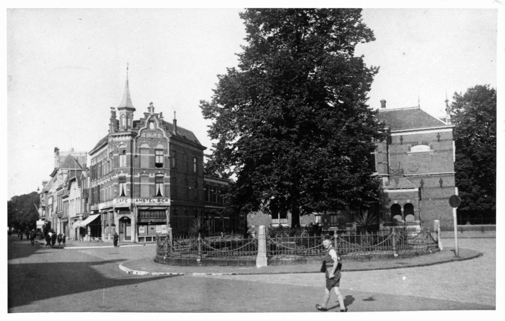 Nijmegen - het Hertogplein in 1938