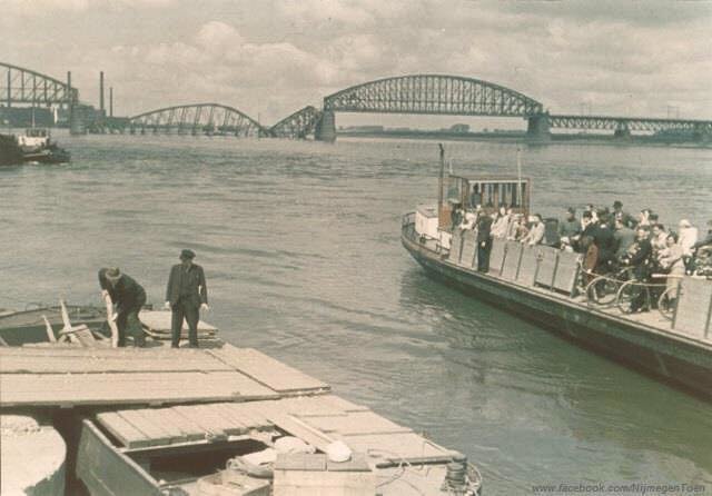 Nijmegen - De Waalkade in 1940