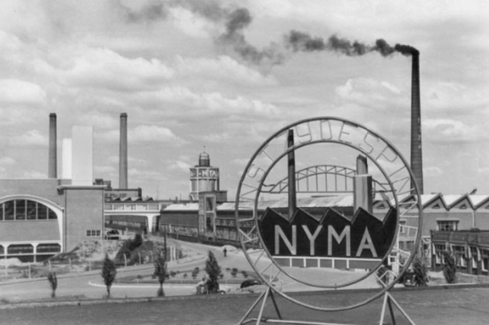 Nijmegen - De Waalbandijk in de wijk Biezen in 1947