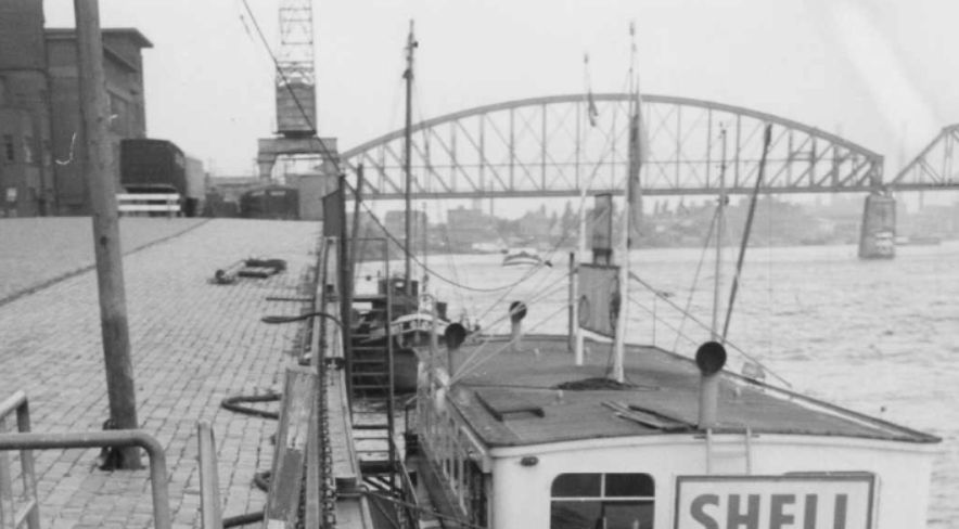De Waalkade omstreeks 1961