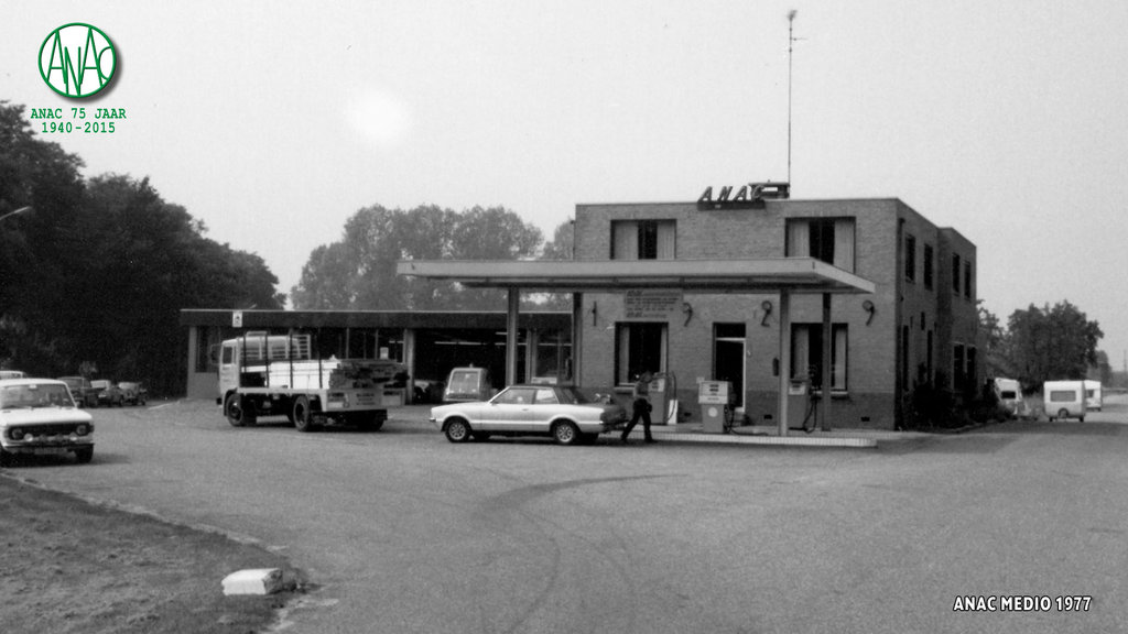 Het oorspronkelijke ANAC-Bedrijf aan de Dorpsstraat in 1977