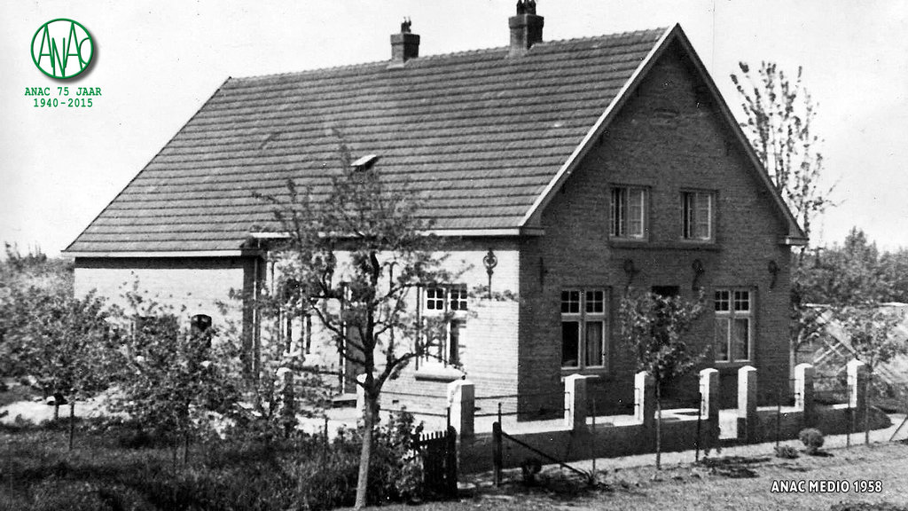 Het oorspronkelijke ANAC-Bedrijf aan de Dorpsstraat in 1958