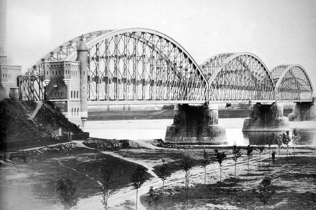 De Spoorbrug over de Waal in Nijmegen in 1940