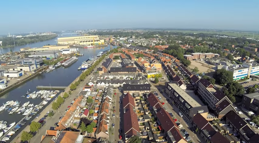 Luchtfoto Sliedrecht