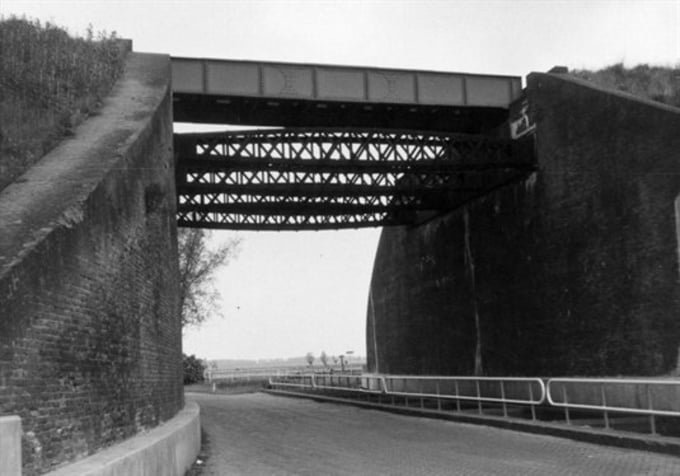 Bruggen Sliedrecht